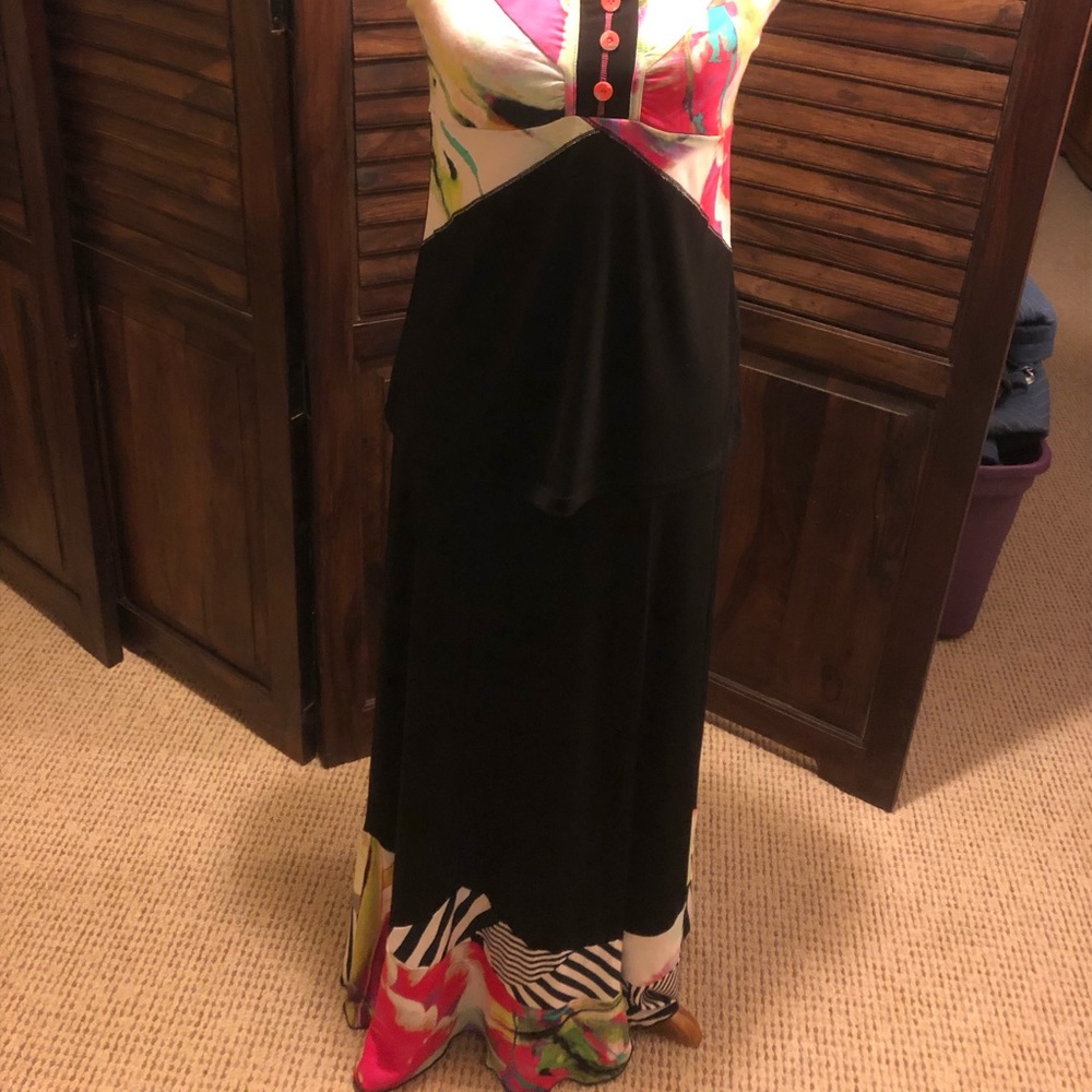 Evalinka long skirt w/matching top)sold separate